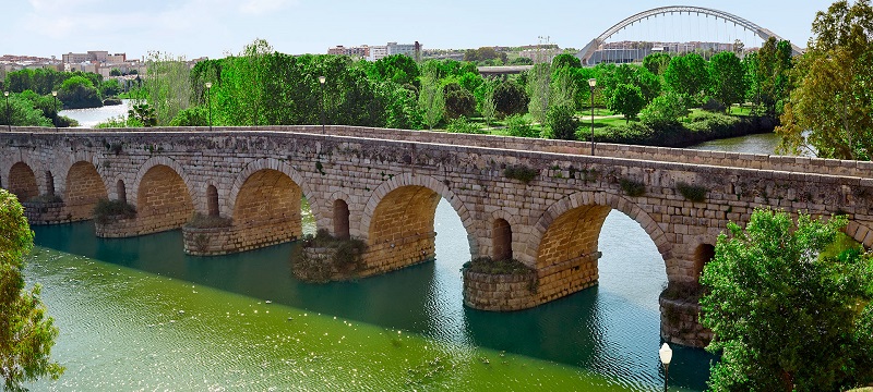 puente romano merida sobre guadiana