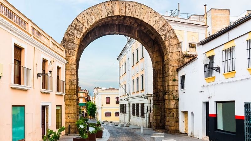 arco de trajano merida